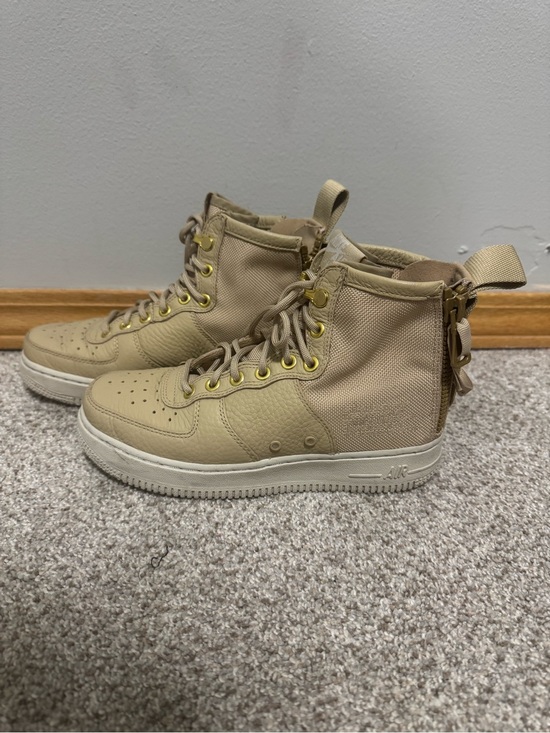 Nike Shoes - Nike SF AF1 Air Force 1 Mid Mushroom VF